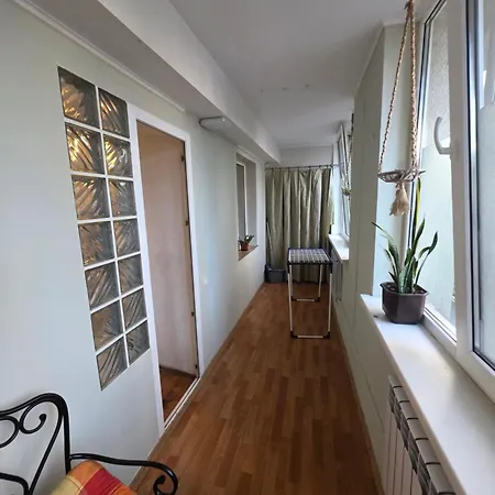 2хкомнатная возле моря *